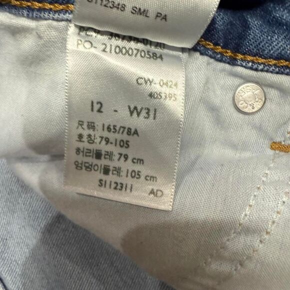 Levi-s Women's Signature Blue Jeans - Picture 3 of 5